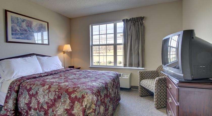 Intown Suites Extended Stay Greensboro Nc - Lanada 客房 照片